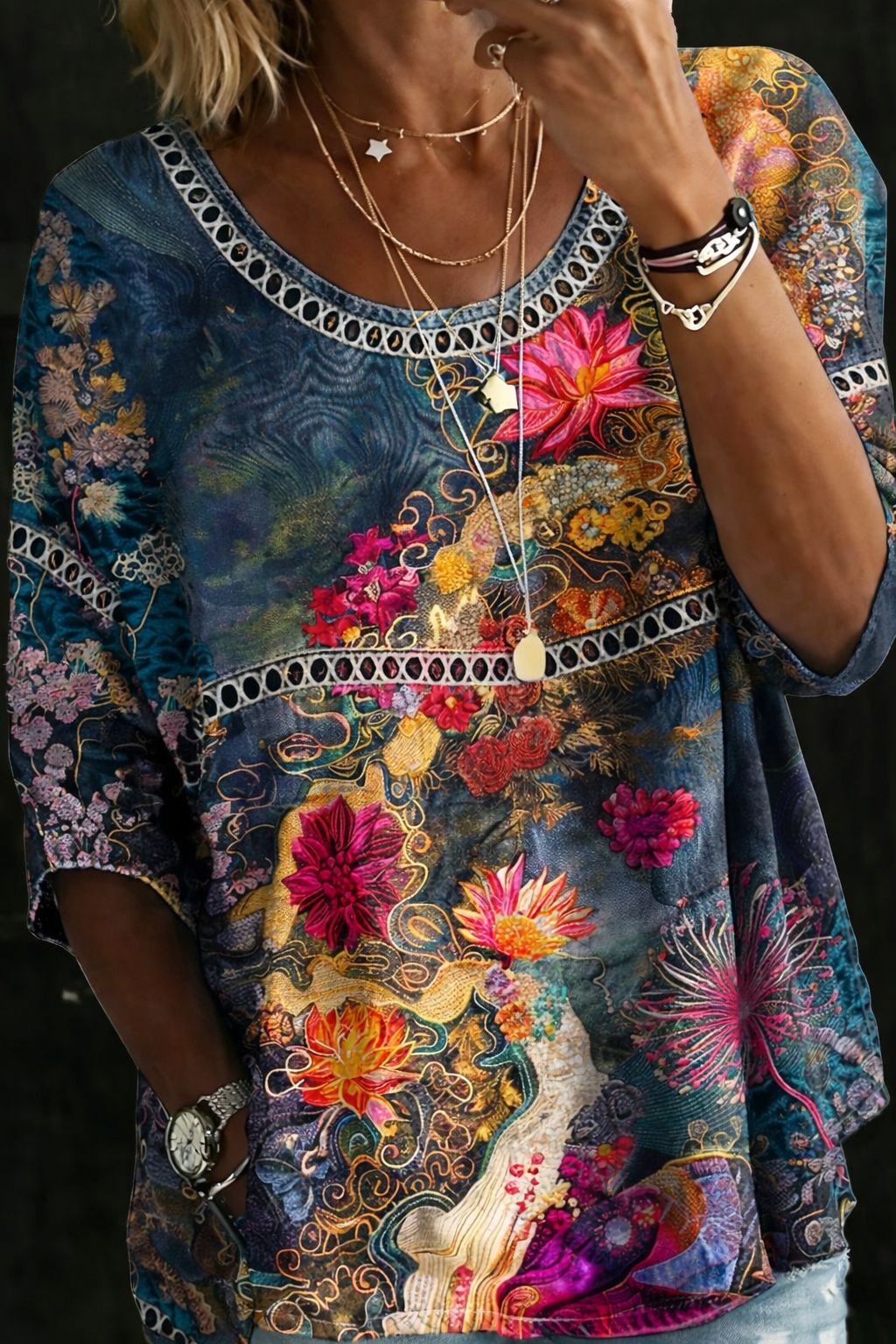 Nicole | Blouse in Vintage Denim Flowers