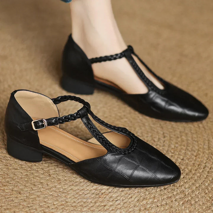 Freya | Classic Strap Shoes