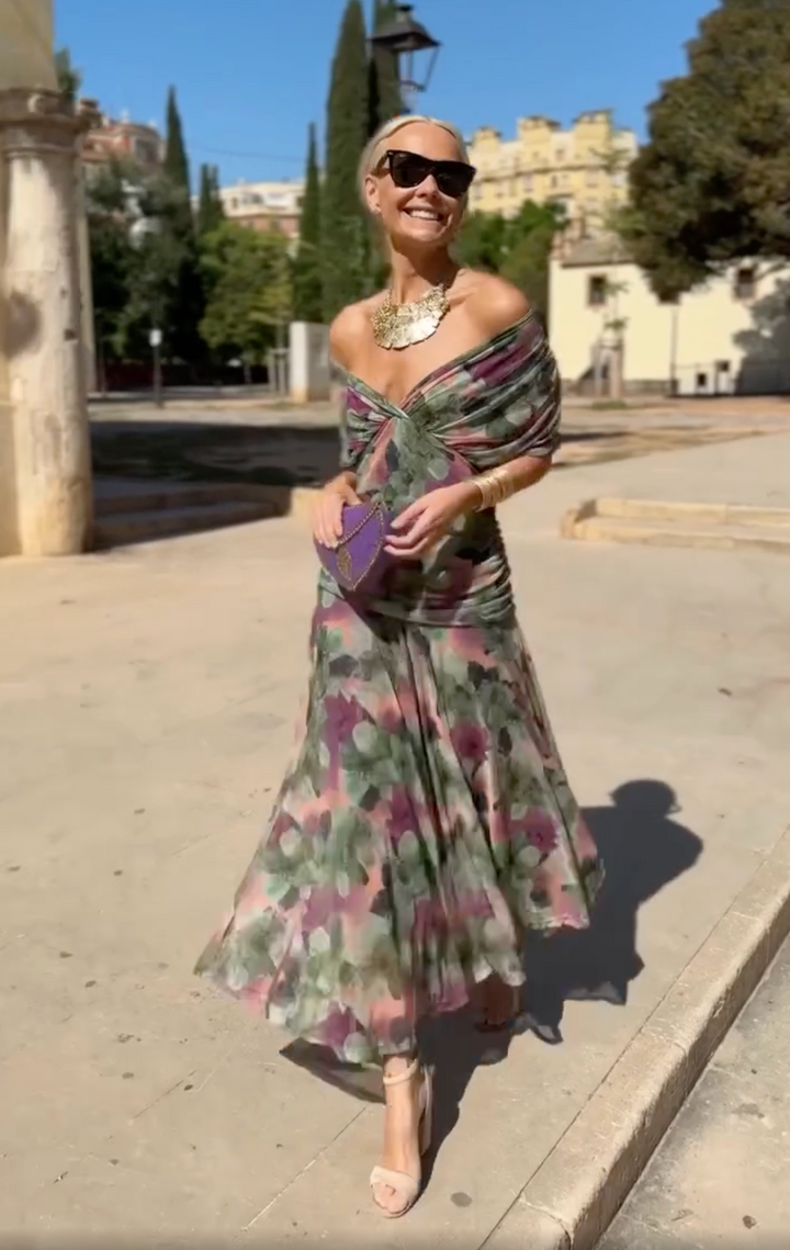 Lucasta | Elegant Off-Shoulder Dress